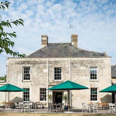 The Castle Inn Bradford-On-Avon Buitenkant foto